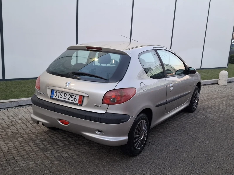 Peugeot 206 1.4(75кс)* * FACELIFT* * * НОВ ВНОС* * * , снимка 11 - Автомобили и джипове - 48619814