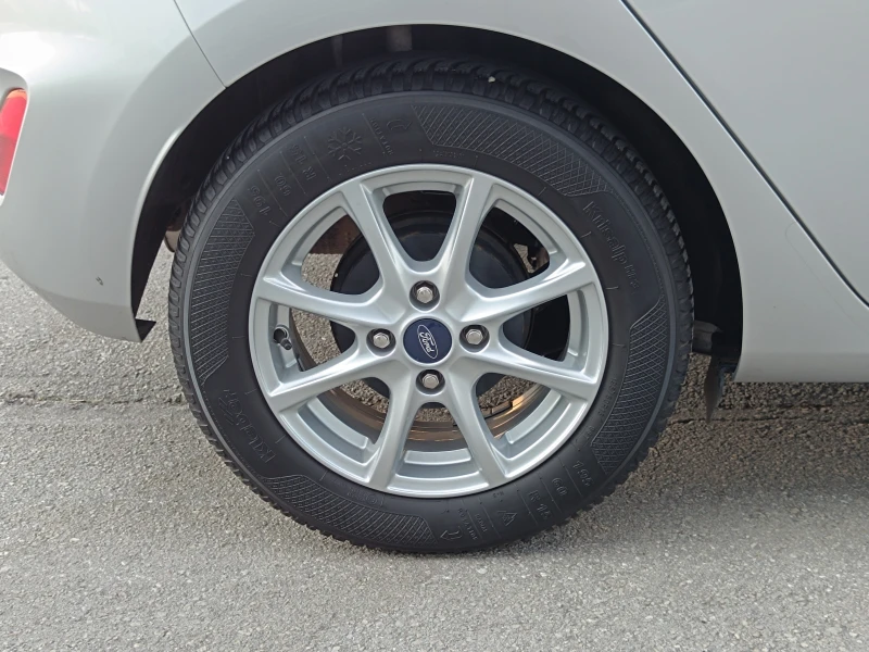 Ford Fiesta Titanium, снимка 7 - Автомобили и джипове - 50703927