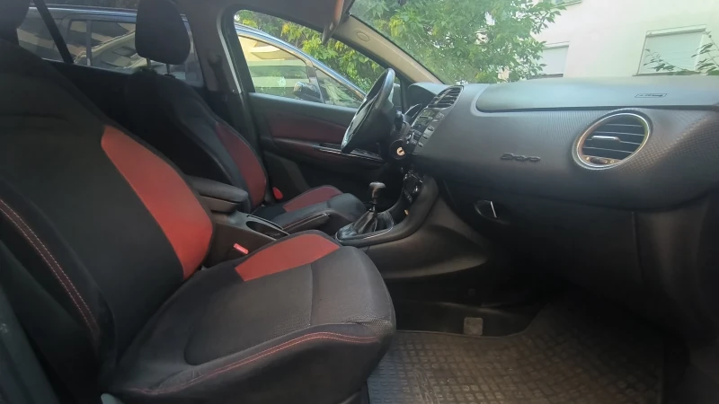 Fiat Bravo 1.4 T-Jet 150, снимка 11 - Автомобили и джипове - 50729974