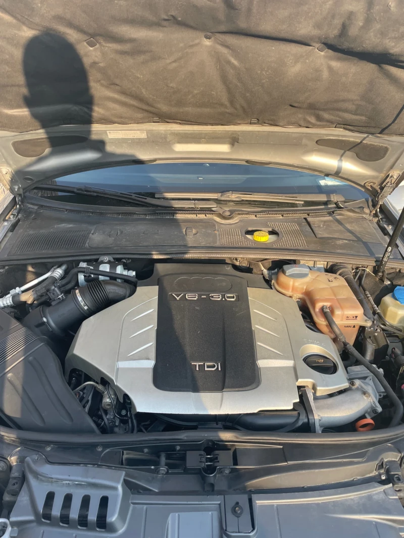 Audi A4 3.0 TDI, снимка 9 - Автомобили и джипове - 51709350
