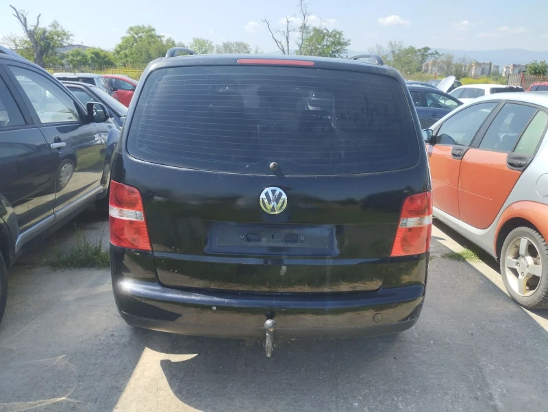 VW Touran 1.9TDI, снимка 3 - Автомобили и джипове - 52121770