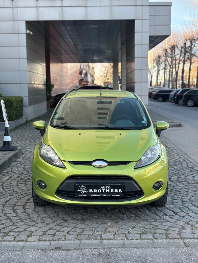Ford Fiesta 1.25 бензин / 80 к.с. / Ръчни скорости / Нави 