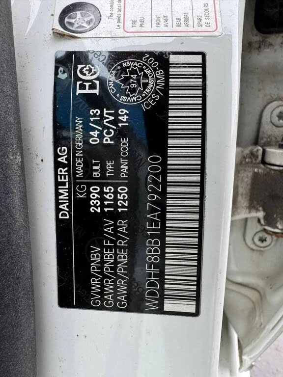 Mercedes-Benz E 300 4MATIC* Автокредит* (Цена до БГ), снимка 15 - Автомобили и джипове - 53407317