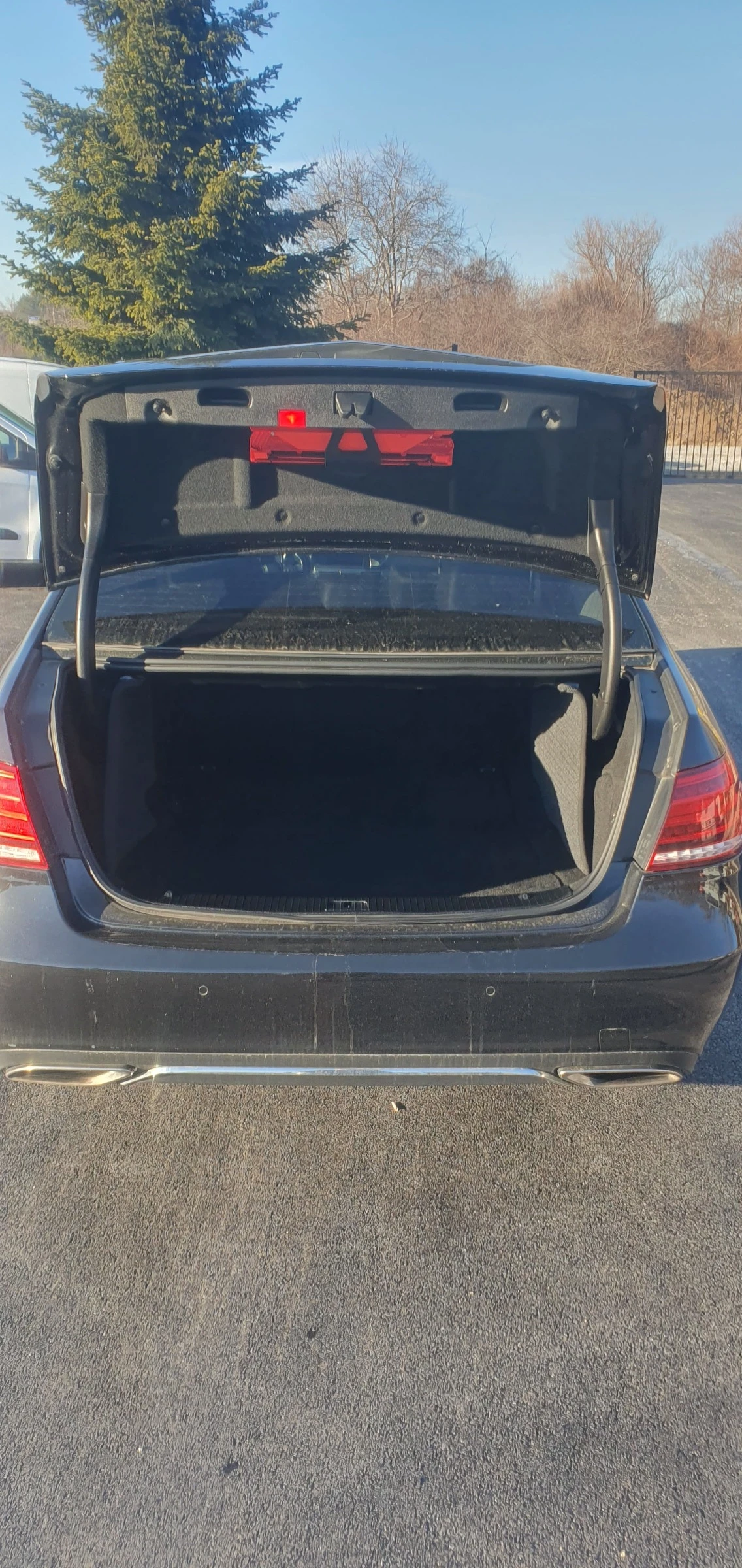 Mercedes-Benz E 300 Hibrid - изображение 9