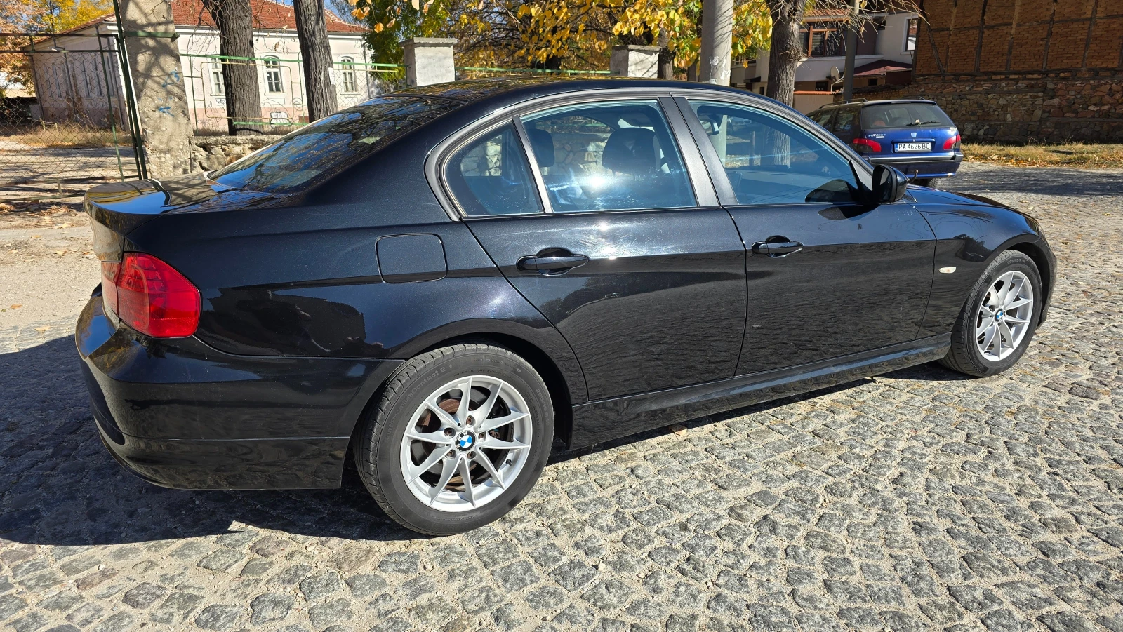 BMW 320  - изображение 6