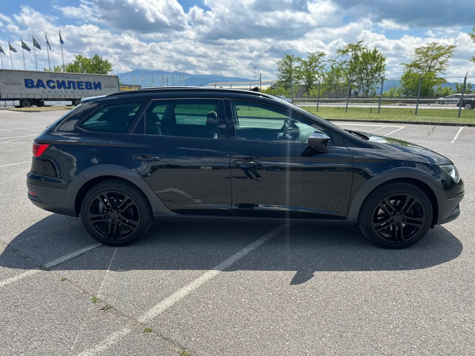 Seat Leon 5F ST X-Perience 4Drive LED DSG Pano - изображение 4