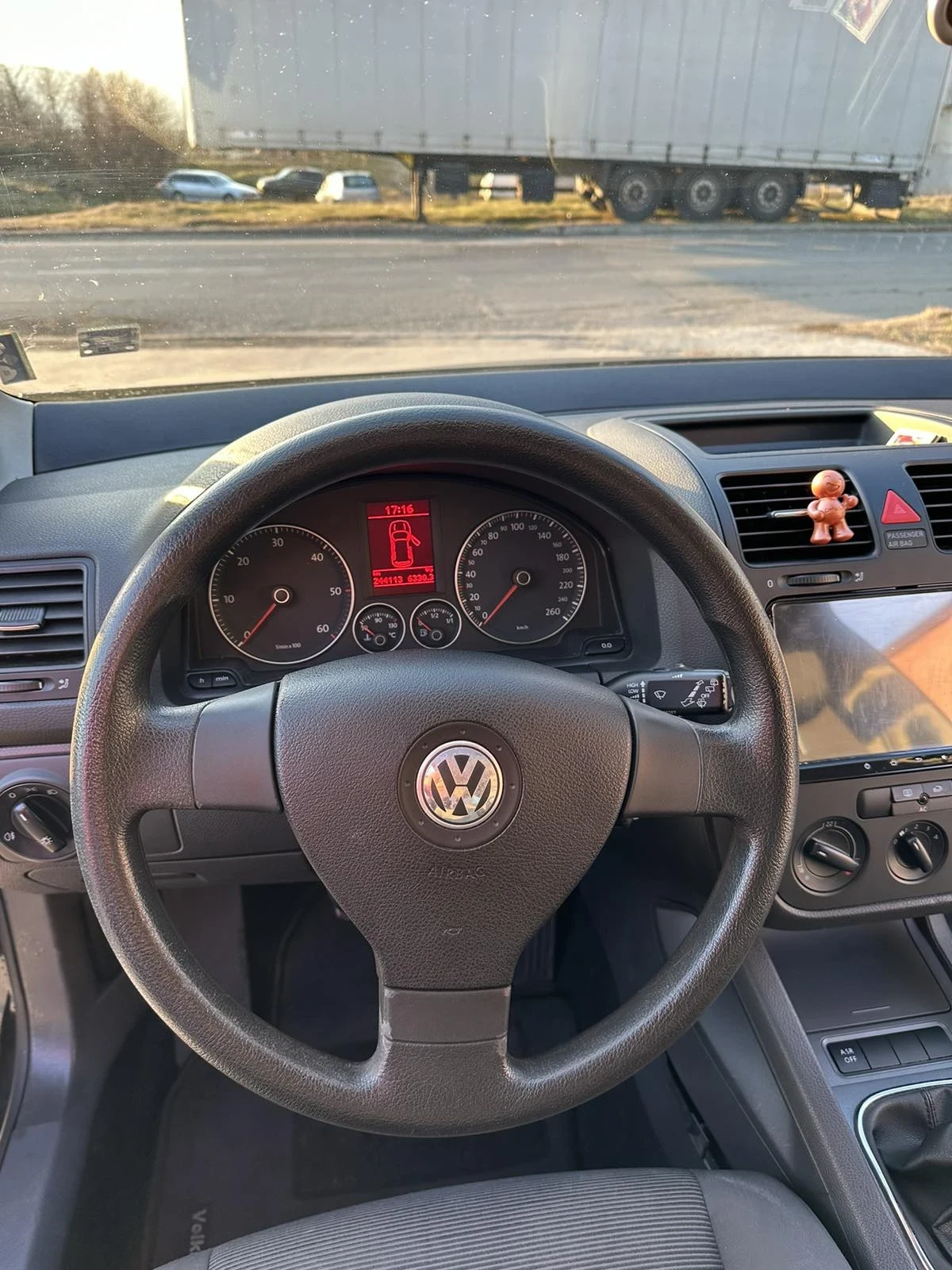 VW Golf  - изображение 9