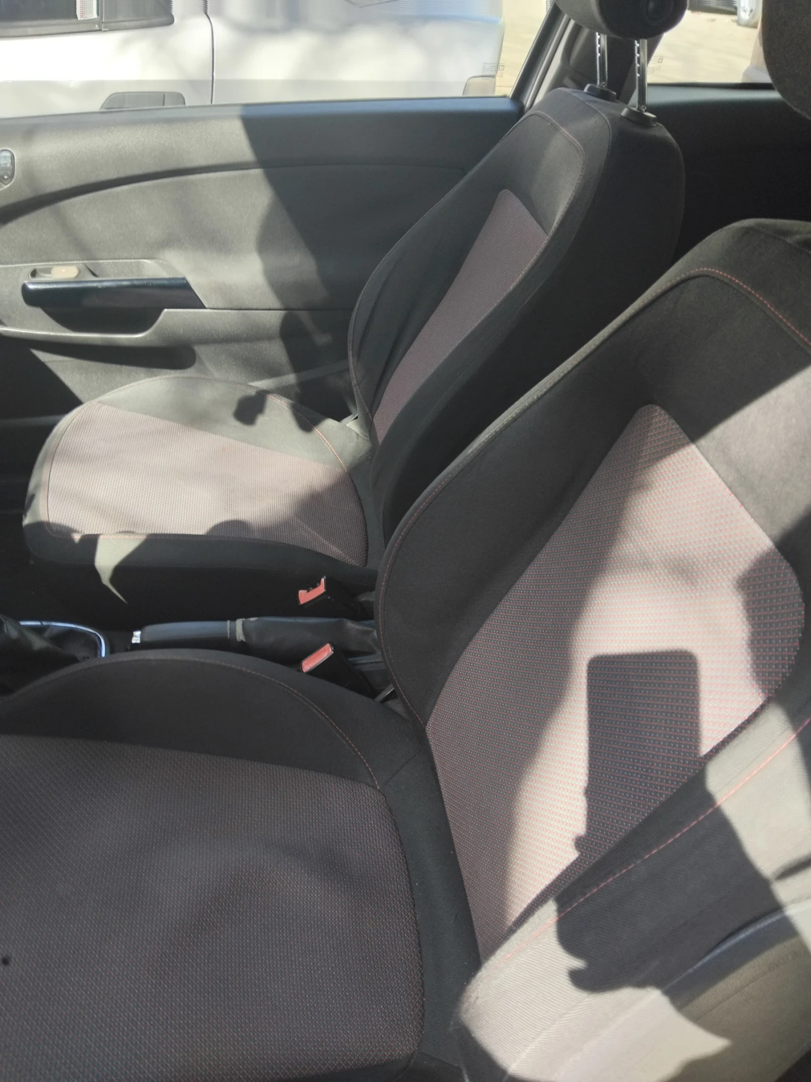 Opel Corsa 1.2 80к.с - изображение 7