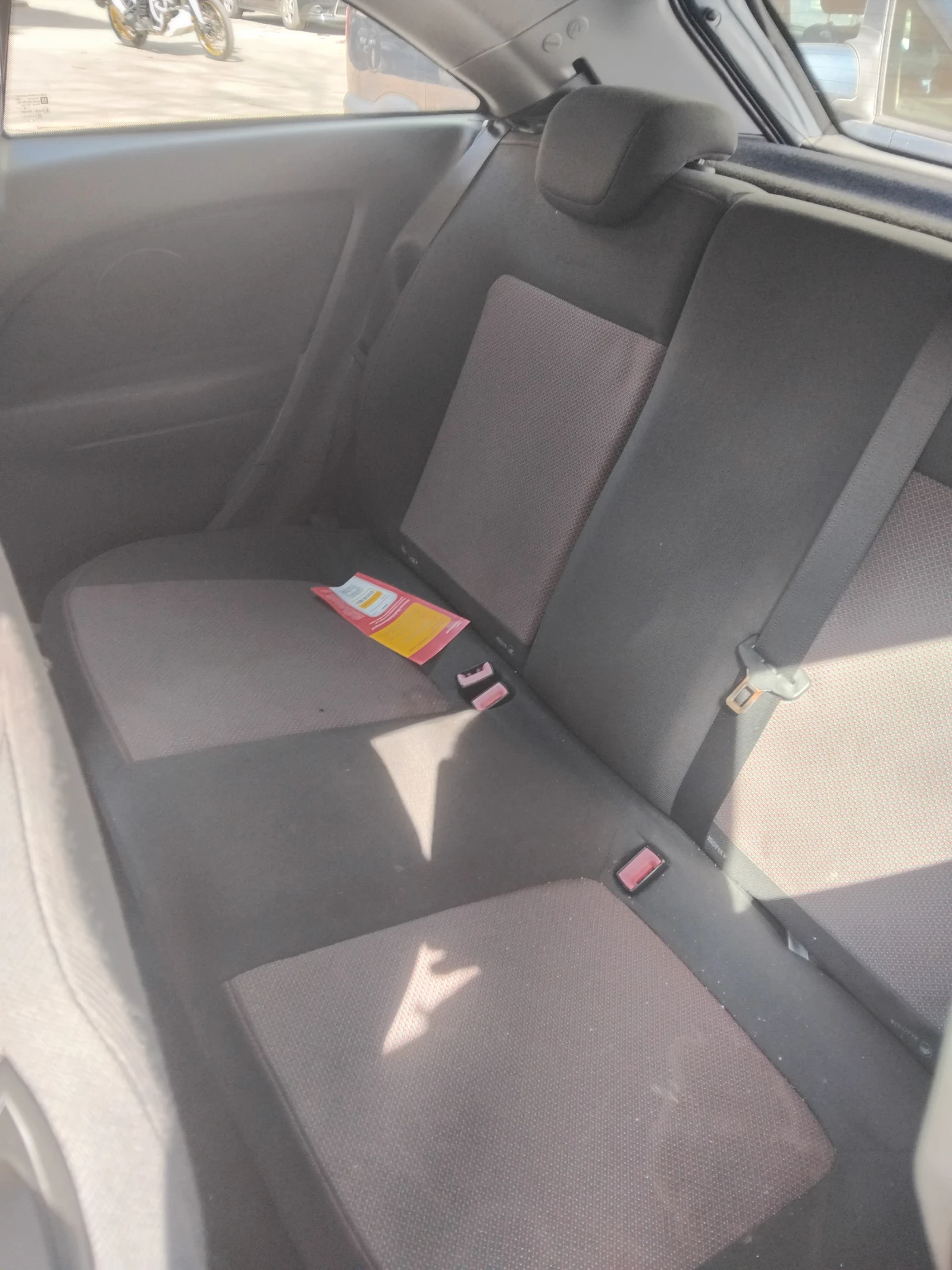 Opel Corsa 1.2 80к.с - изображение 8