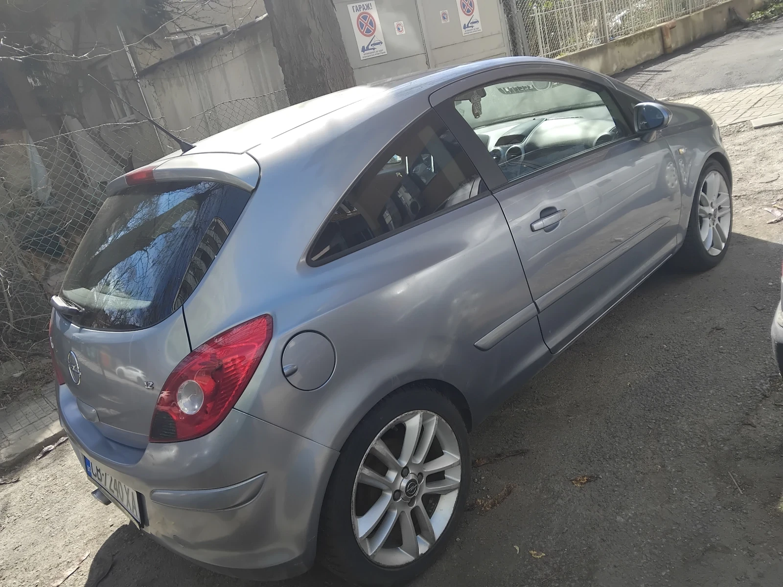 Opel Corsa 1.2 80к.с - изображение 4