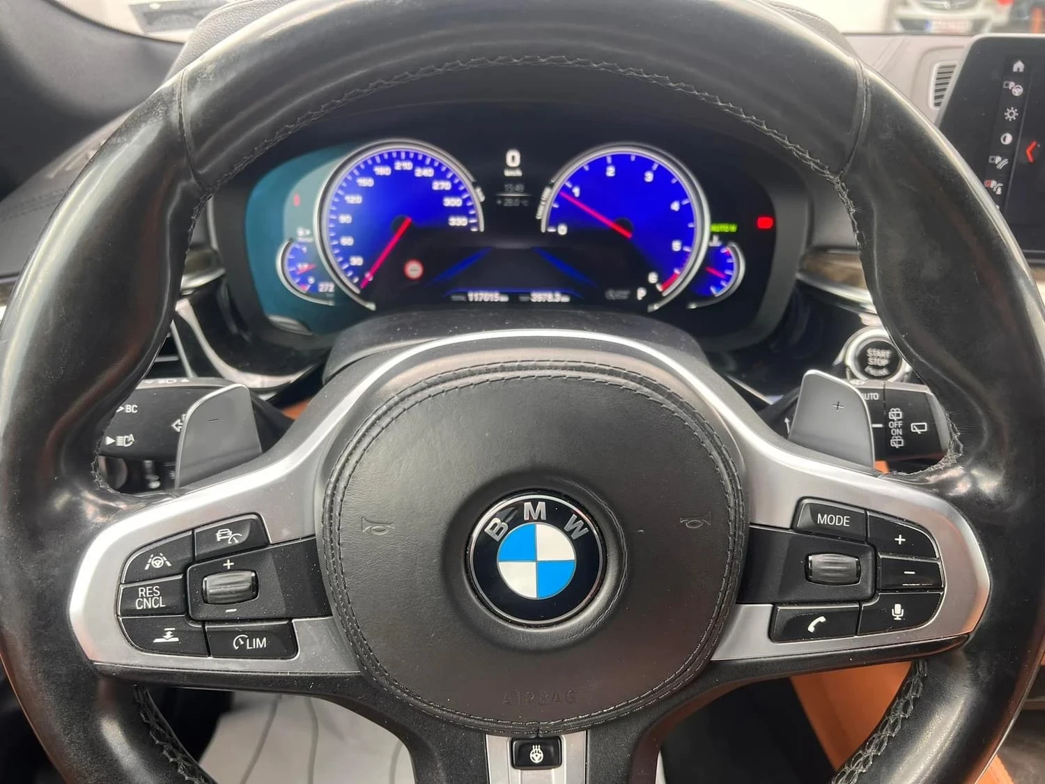 BMW 520  X Drive M - изображение 10