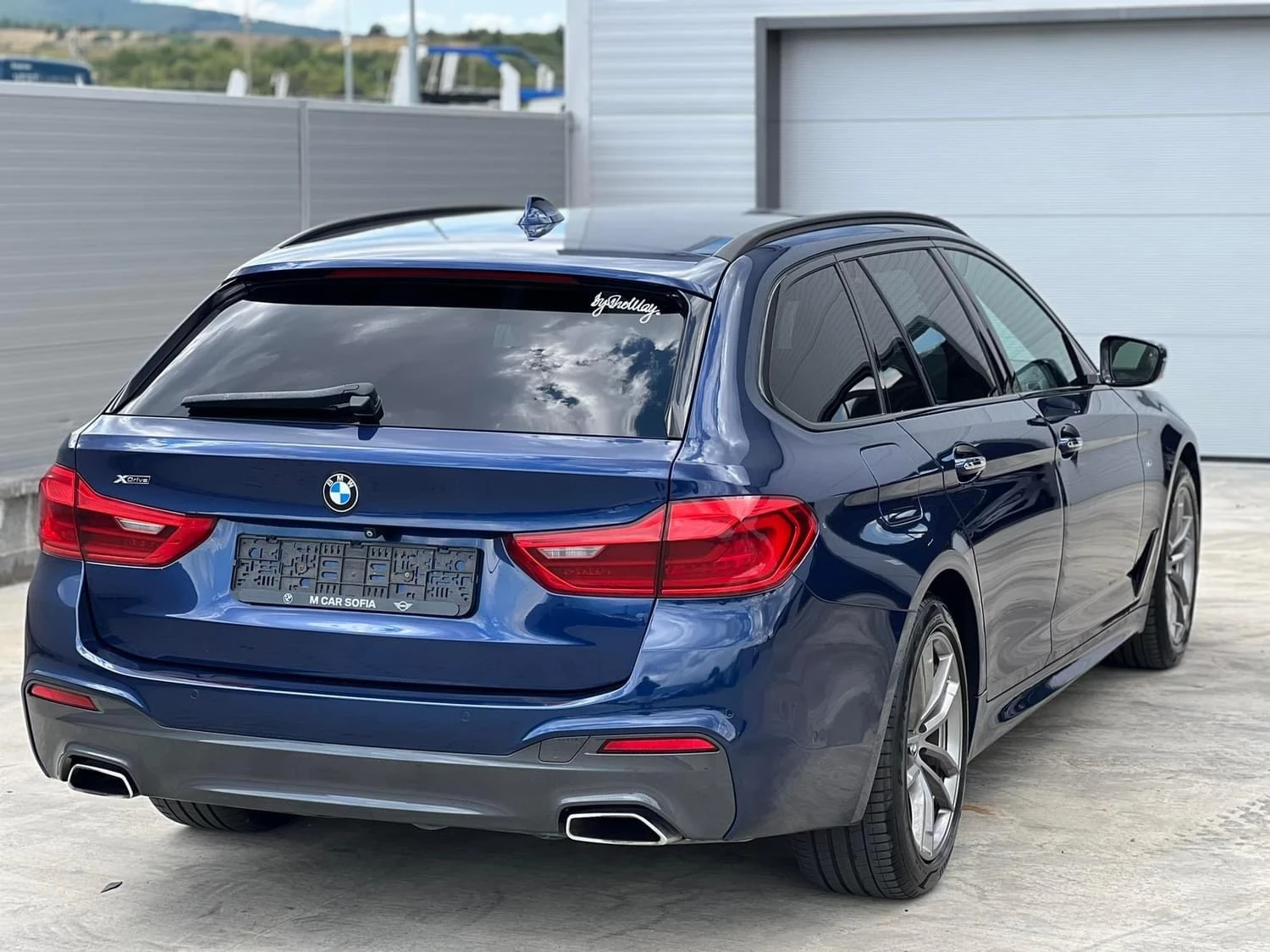 BMW 520  X Drive M - изображение 5