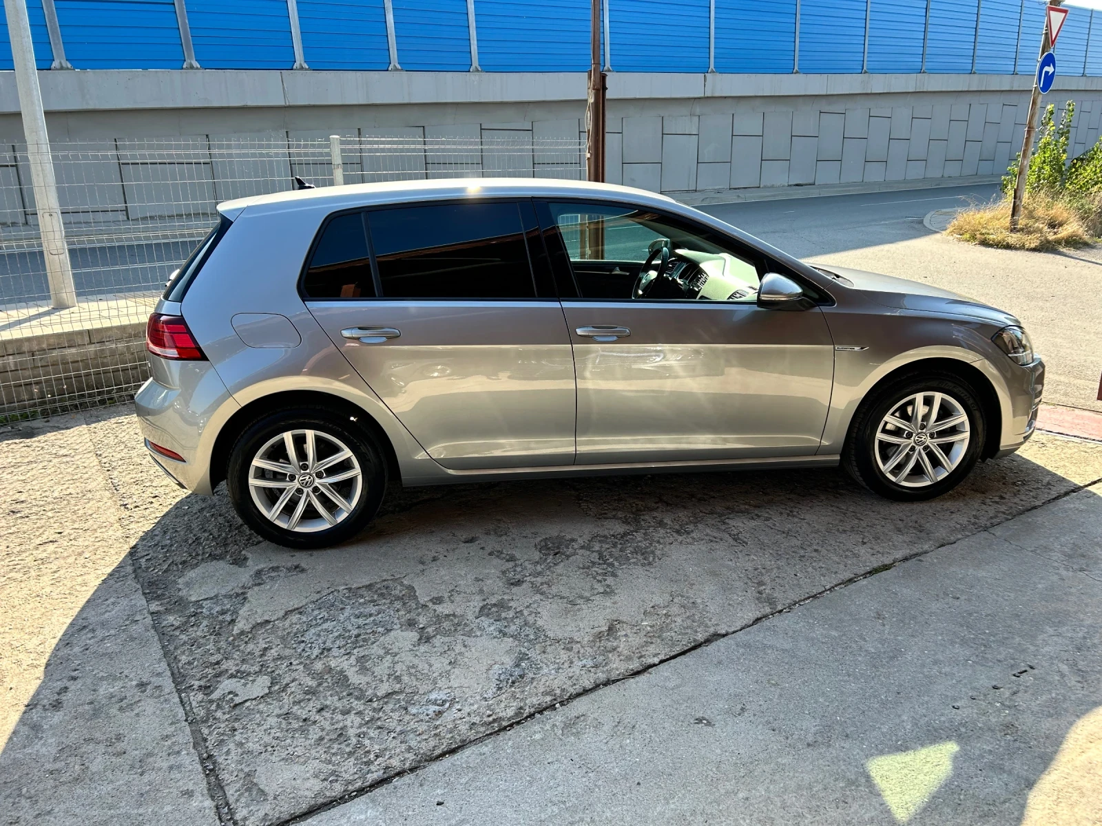 VW Golf 1.5TGI DSG 163000км - изображение 6