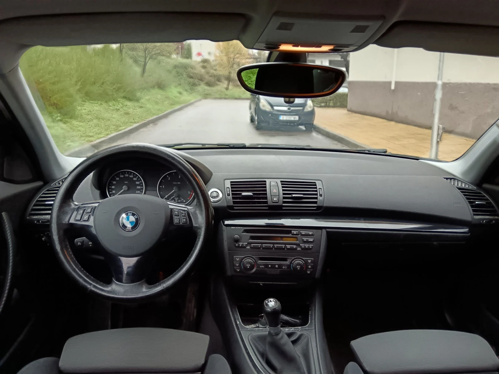 BMW 118 1.8 | Mobile.bg   15