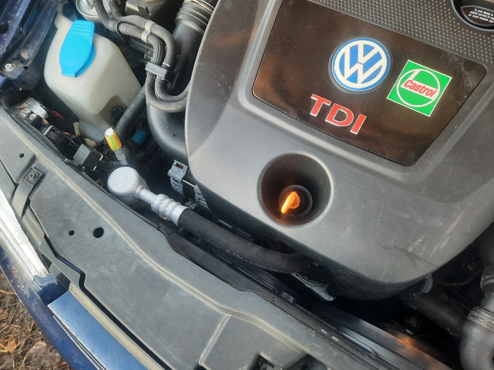 VW Golf 1.9 2003 - изображение 8