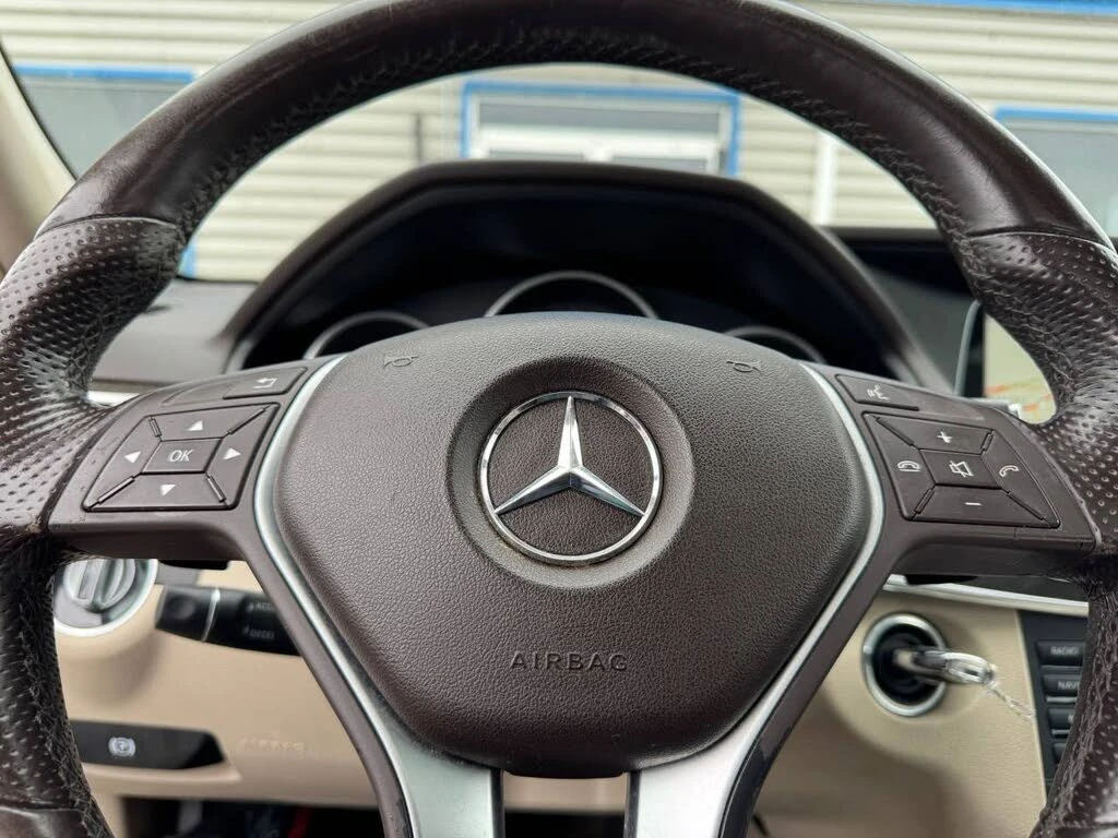 Mercedes-Benz E 300 4MATIC* Автокредит* (Цена до БГ) - изображение 7