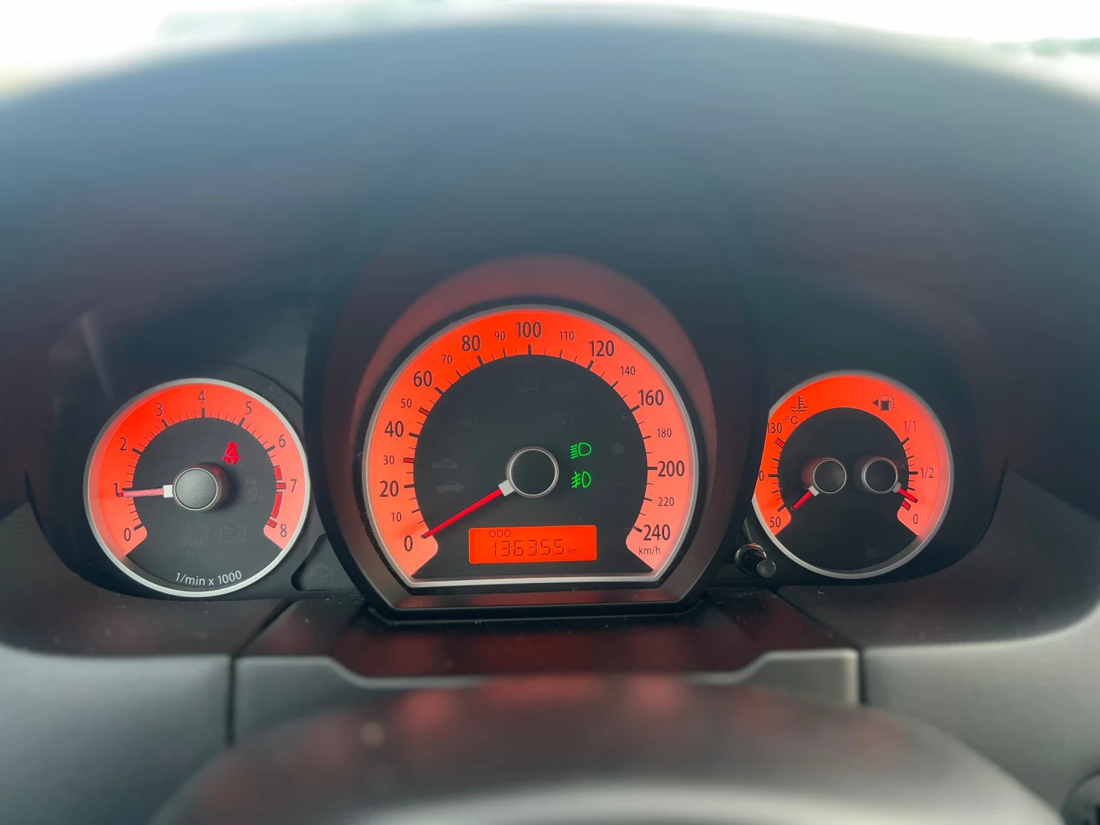 Kia Ceed 1.4i ТОП, снимка 12 - Автомобили и джипове - 53711863