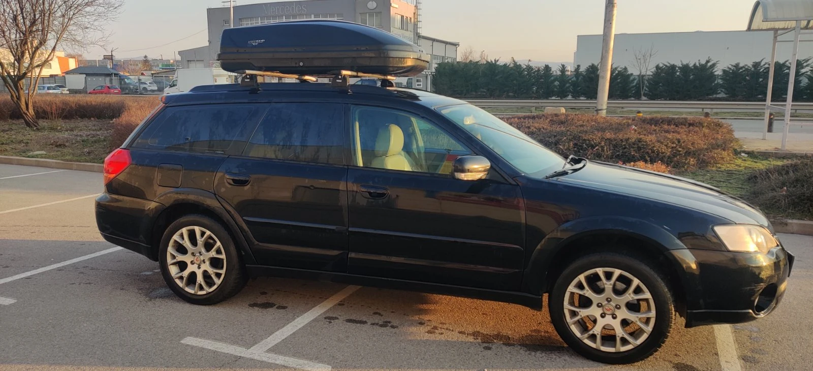 Subaru Outback, снимка 3 - Автомобили и джипове - 53766033