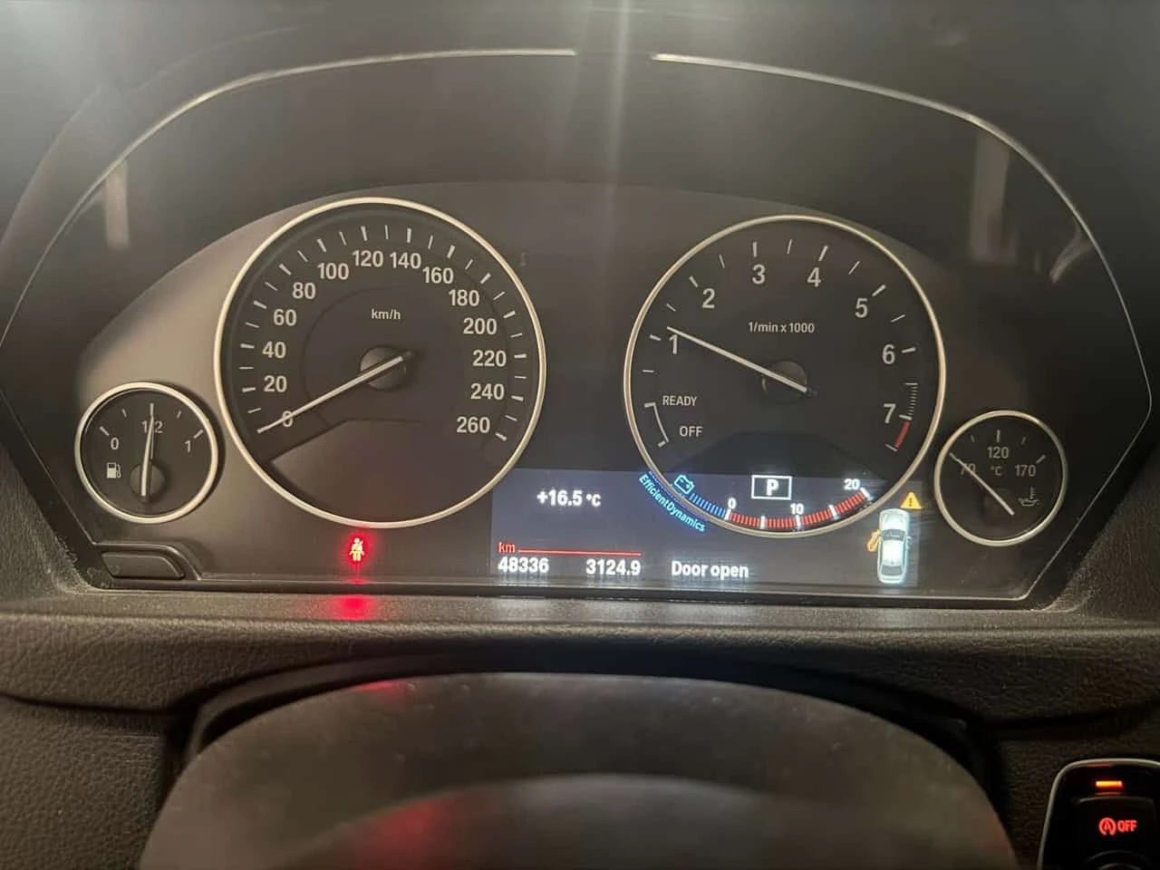 BMW 330 * 330i xDrive * CARFAX * ЦЕНА ДО БГ, снимка 8 - Автомобили и джипове - 54009020