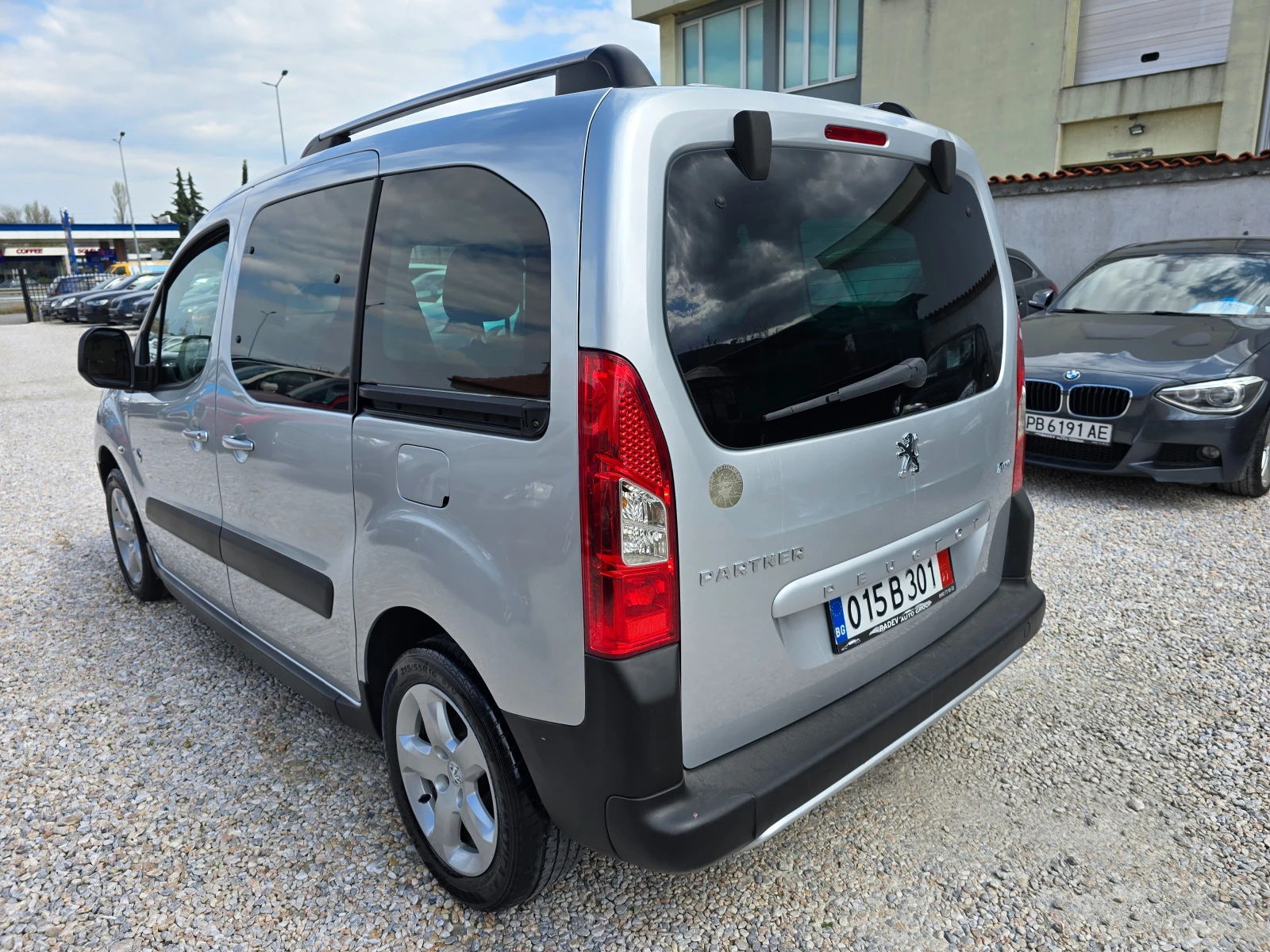 Peugeot Partner TEPEE 1.6HDI, снимка 2 - Автомобили и джипове - 54150253