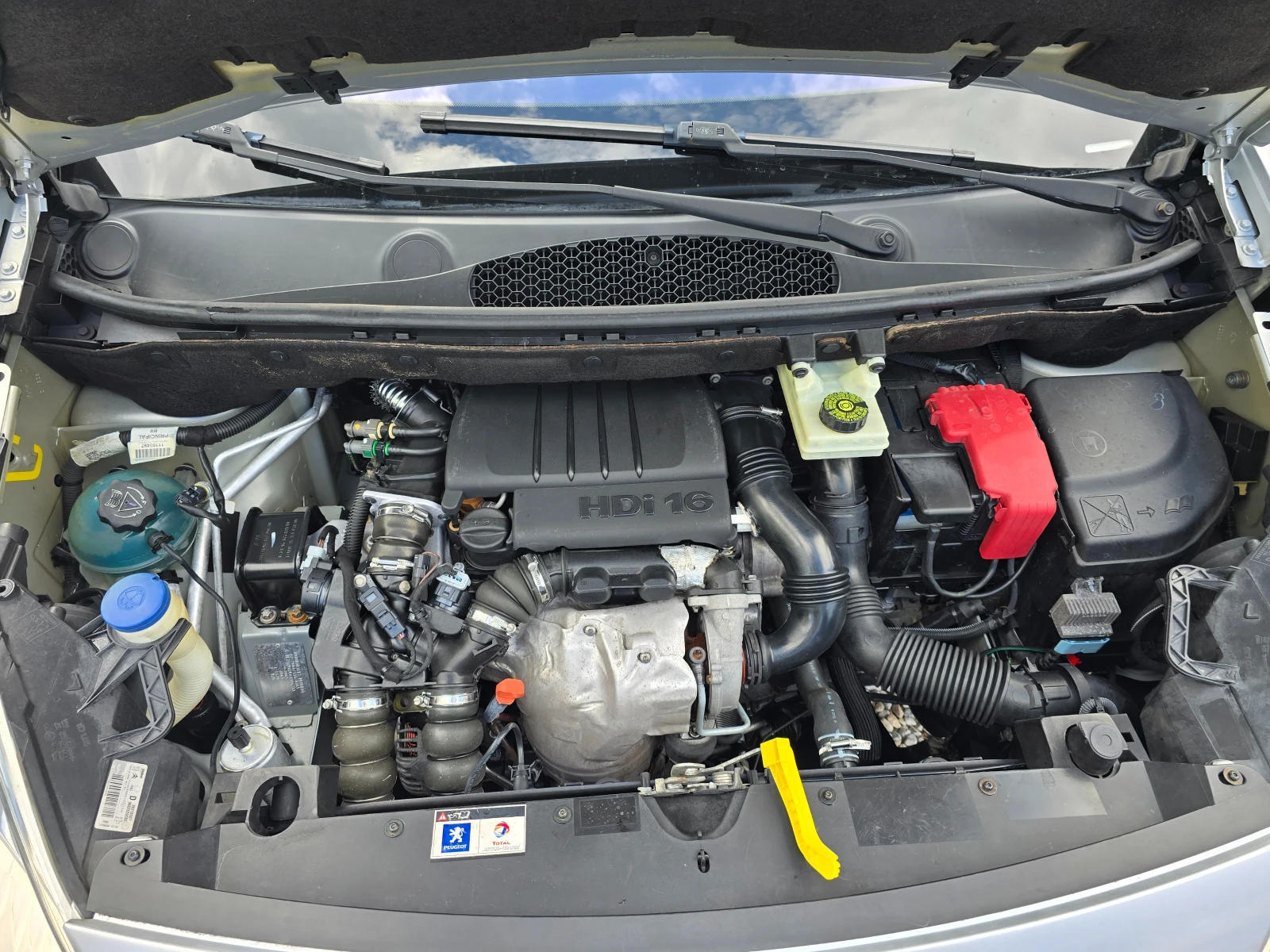 Peugeot Partner TEPEE 1.6HDI, снимка 15 - Автомобили и джипове - 54150253