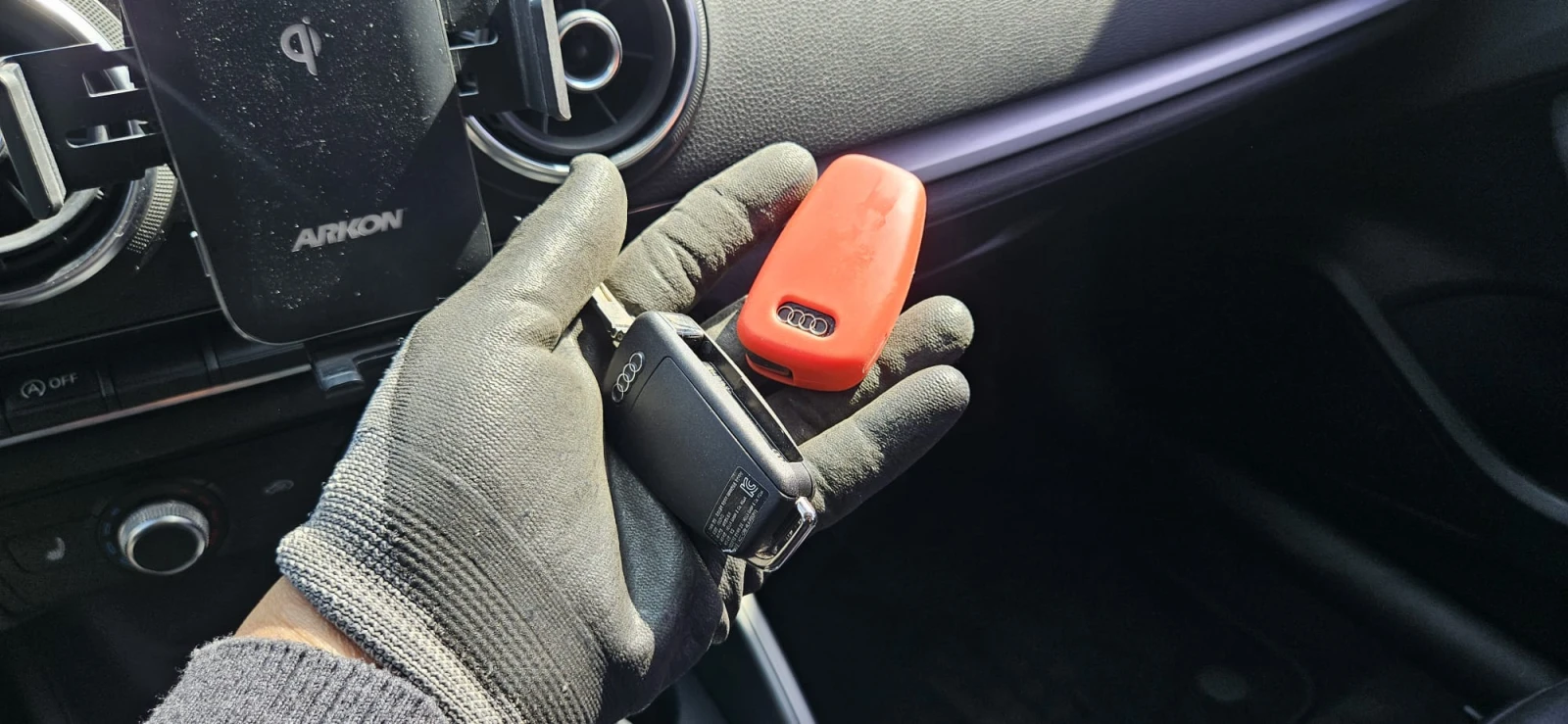 Audi A3 2.0TDI/АВТОМАТ/СЕДАН, снимка 15 - Автомобили и джипове - 54151083