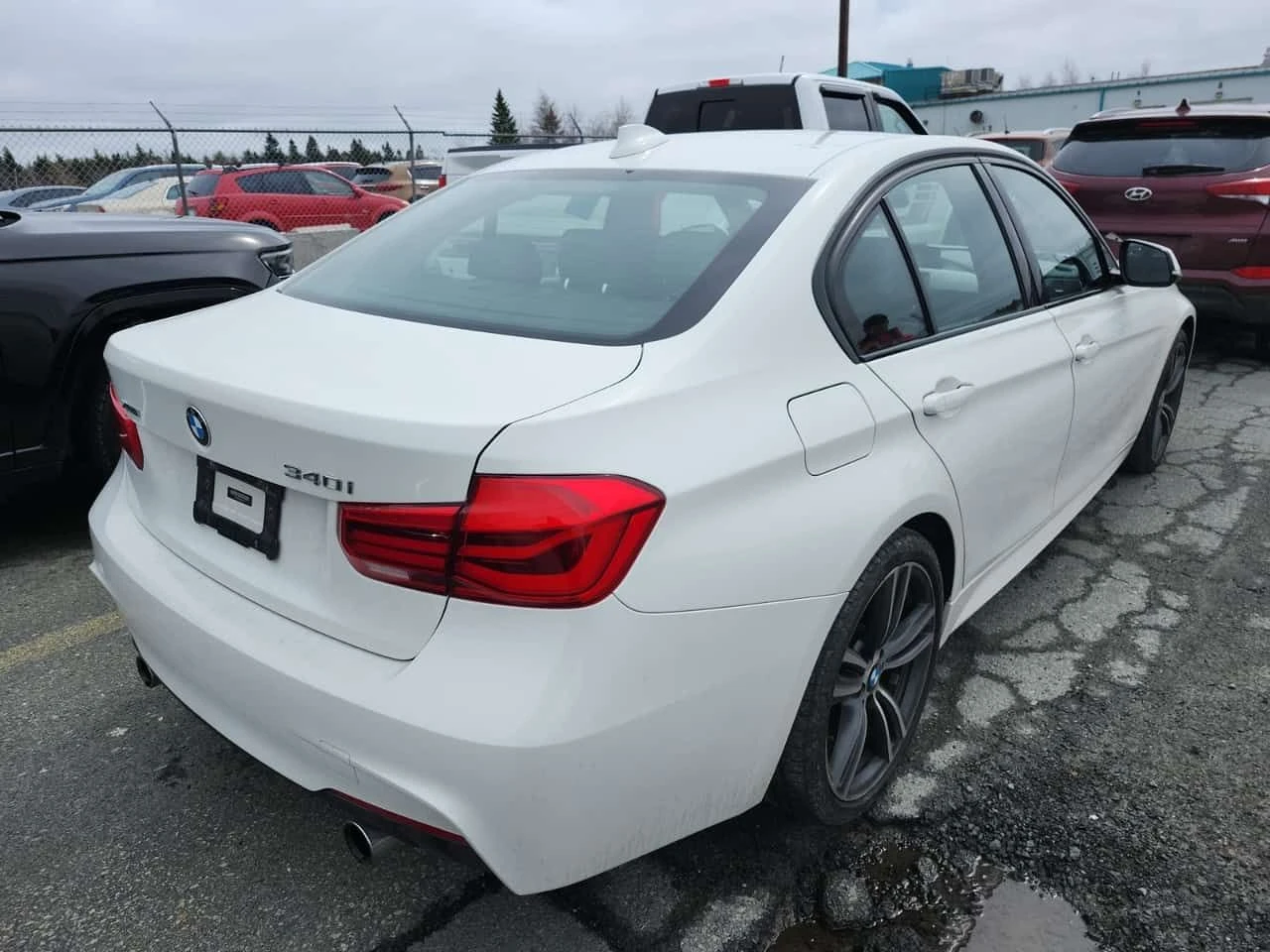 BMW 340  XDRIVE/ M SPORT/CARFAX/ПОДГРЕВ/2 КЛЮЧА/ШИБЕДАХ, снимка 3 - Автомобили и джипове - 54231637