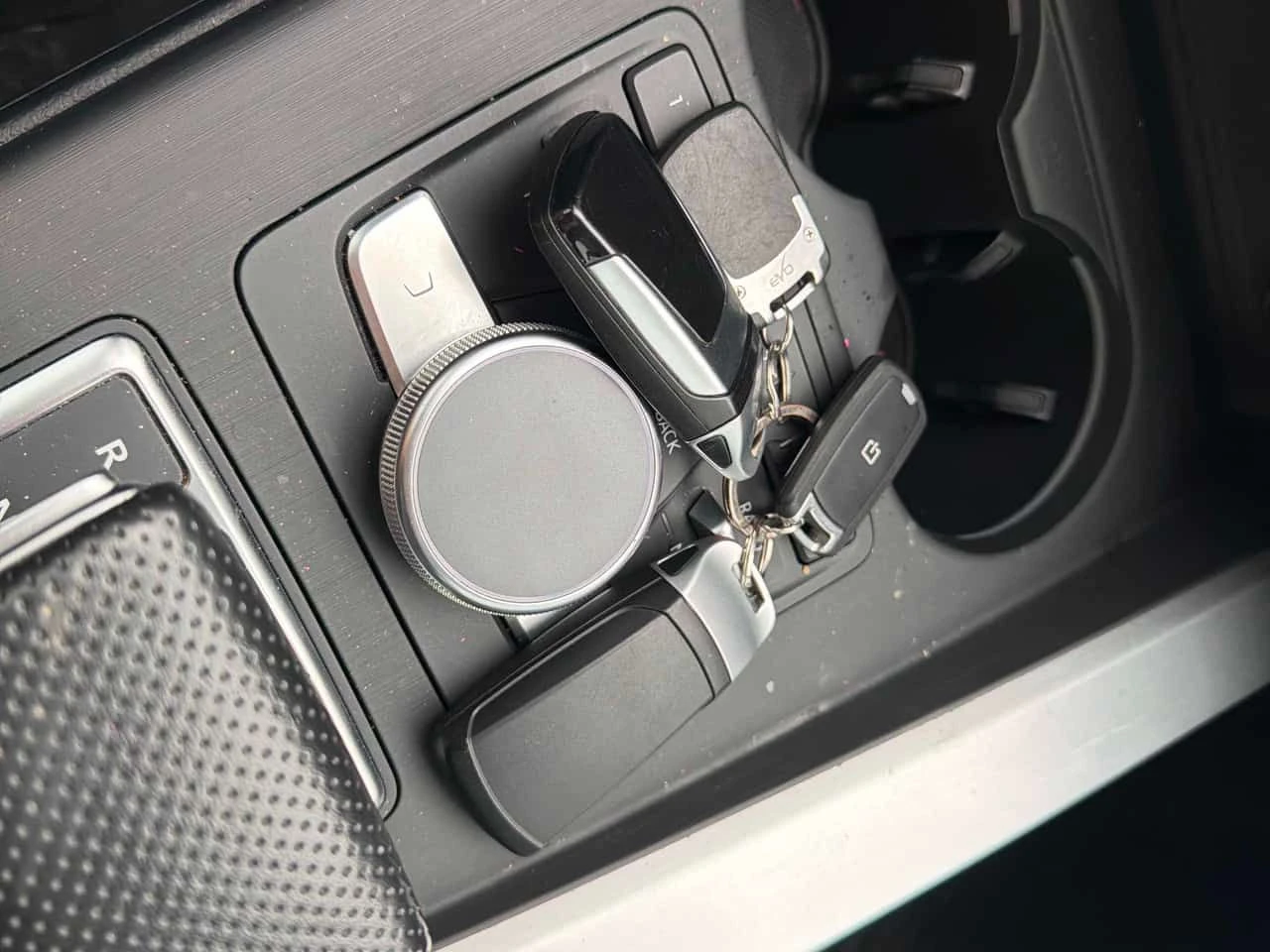 Audi A4 * Progressiv* 2 КЛЮЧА* ПАНО* KEYLESS* ПОДГРЕВ* , снимка 11 - Автомобили и джипове - 54379479
