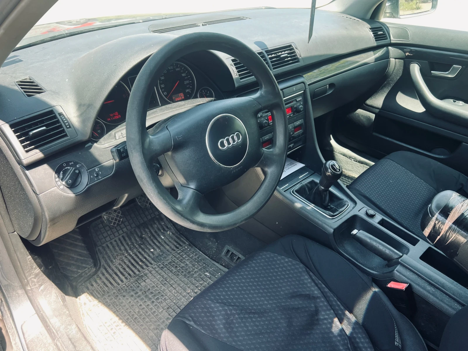 Audi A4 1.9 TDI, снимка 11 - Автомобили и джипове - 54425079