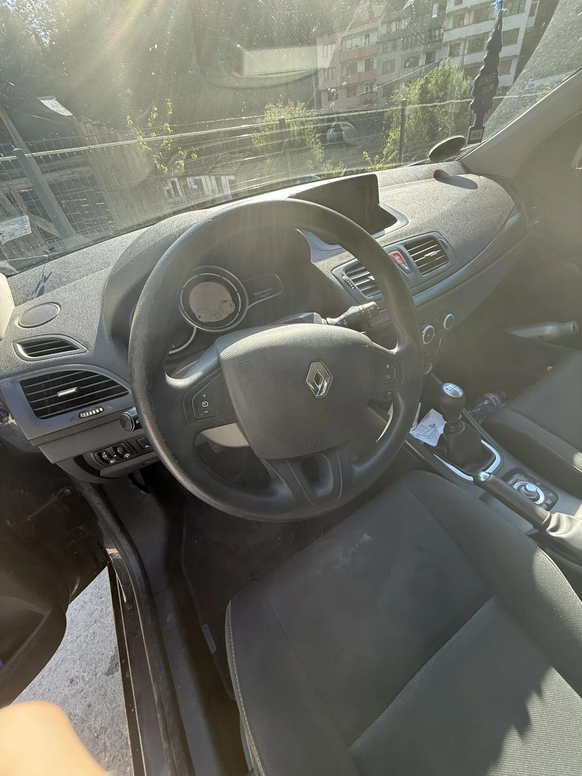 Renault Megane NAVI/КЛИМАТИК/ПОДГРЯВАНЕ, снимка 7 - Автомобили и джипове - 54730464