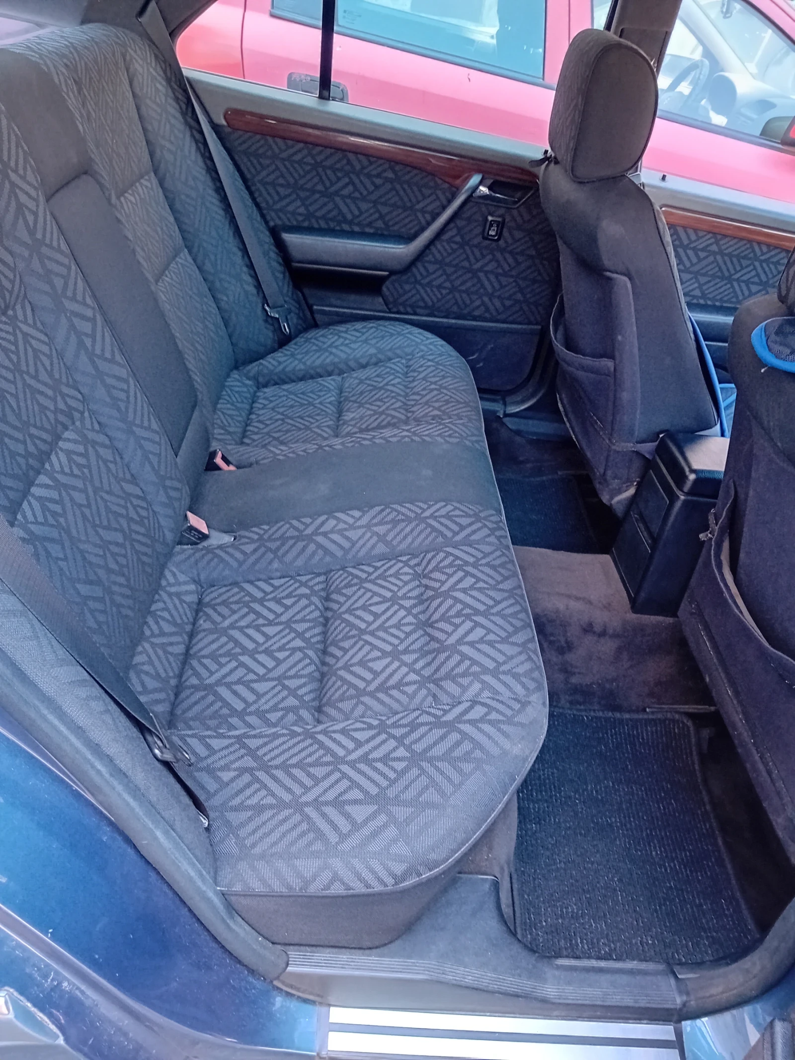 Mercedes-Benz C 180, снимка 12 - Автомобили и джипове - 54825803