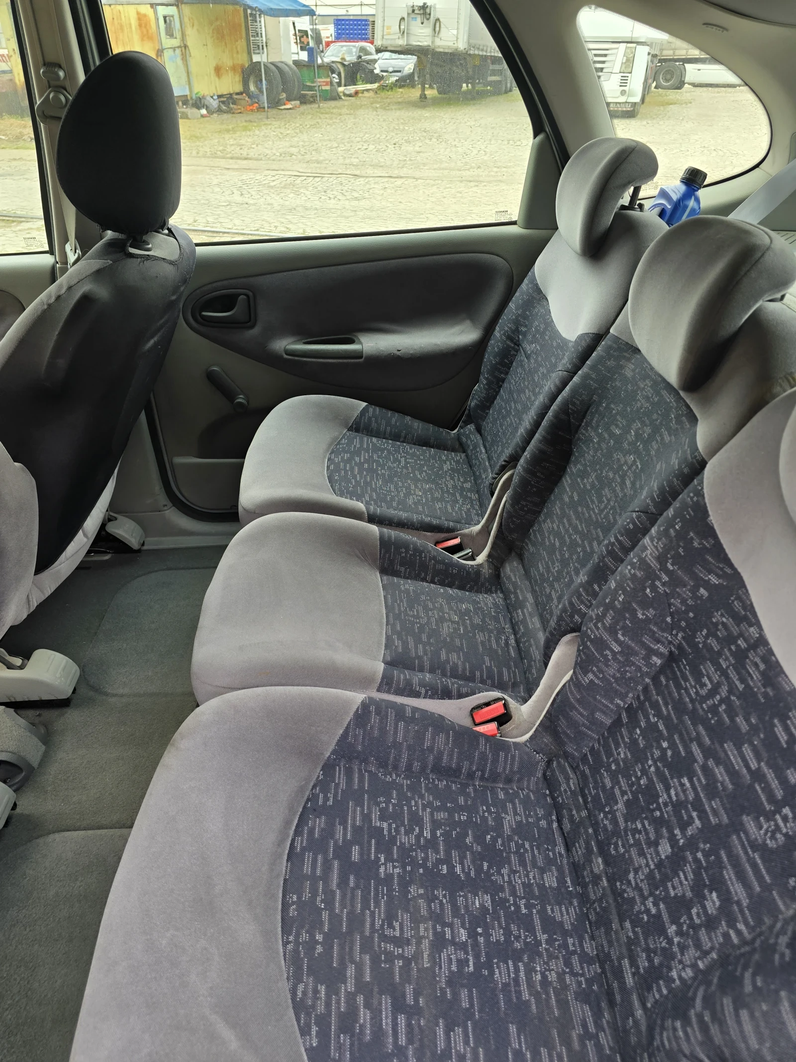 Renault Scenic, снимка 8 - Автомобили и джипове - 54877917