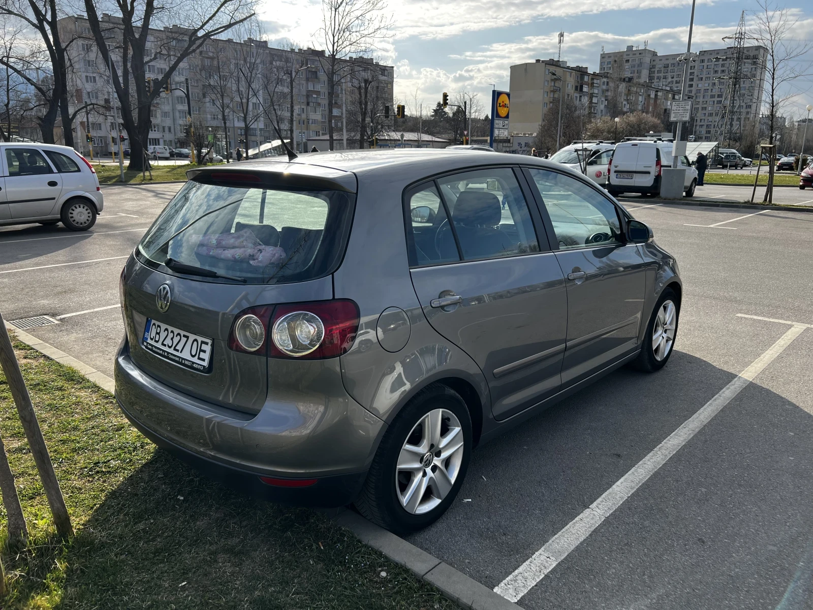 VW Golf Plus, снимка 4 - Автомобили и джипове - 55292840