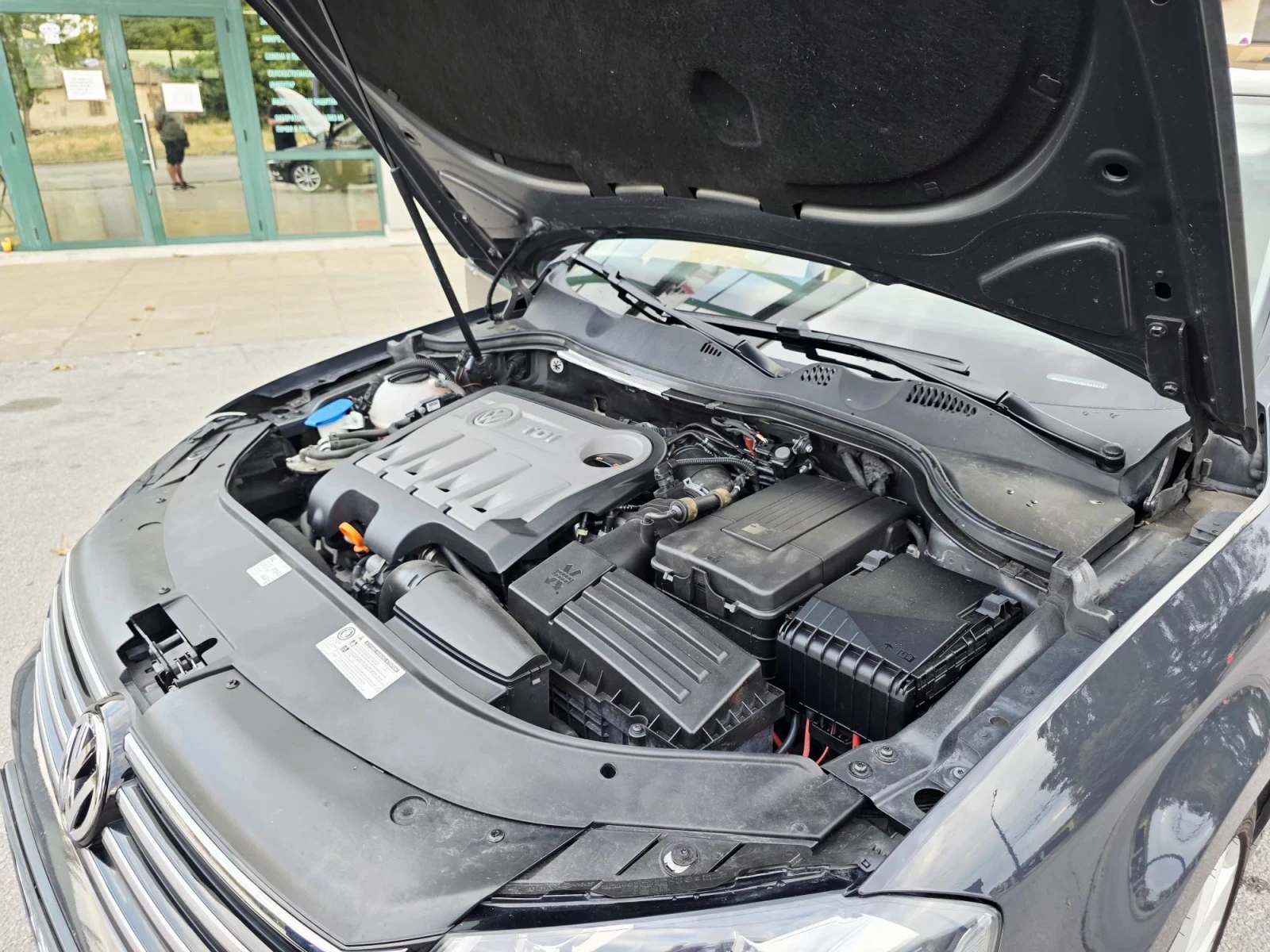 VW Passat $2.0/TDI/170КС$, снимка 10 - Автомобили и джипове - 55607231