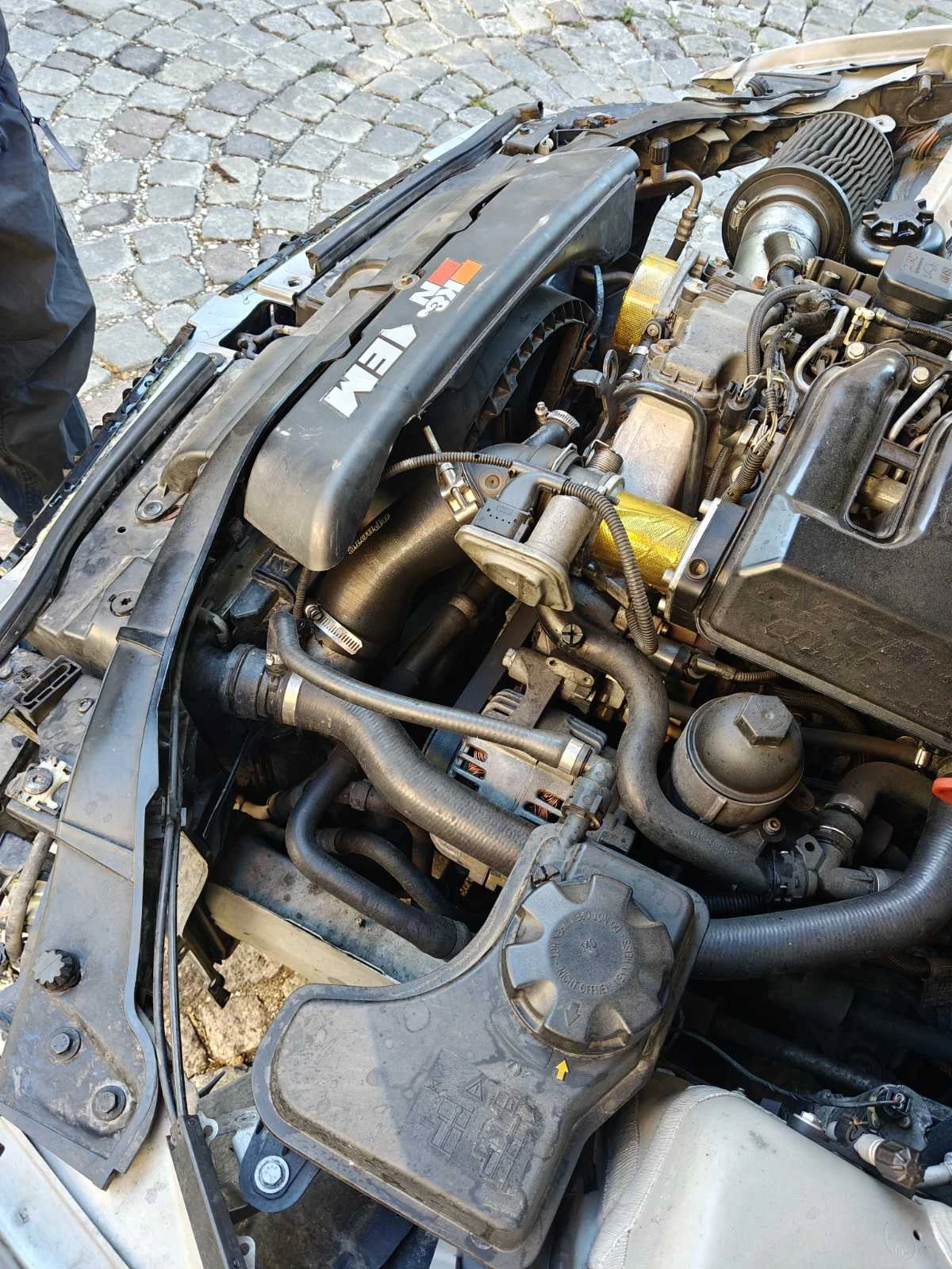 BMW 330, снимка 8 - Автомобили и джипове - 56244500