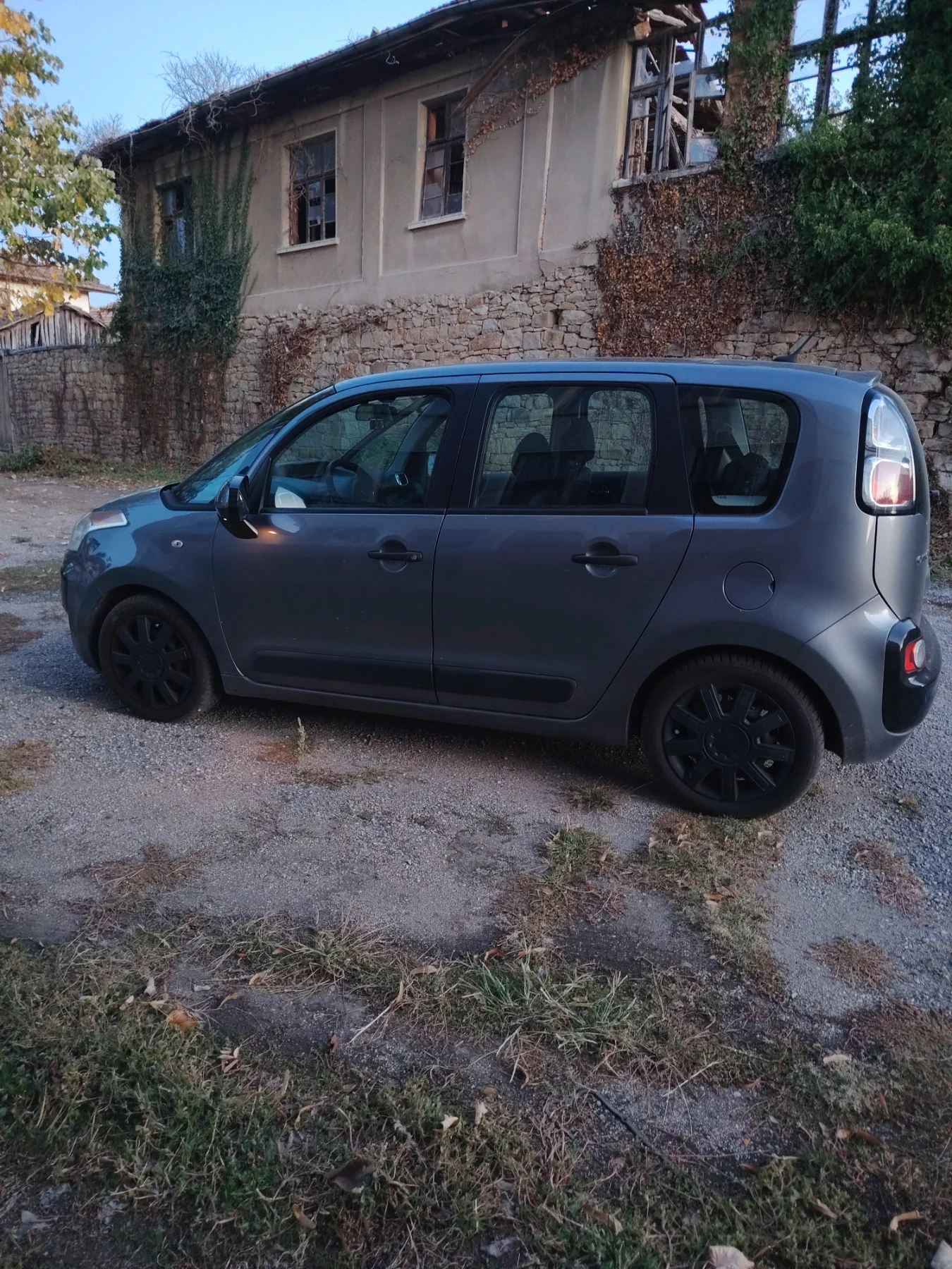 Citroen C3 Picasso, снимка 5 - Автомобили и джипове - 56364463
