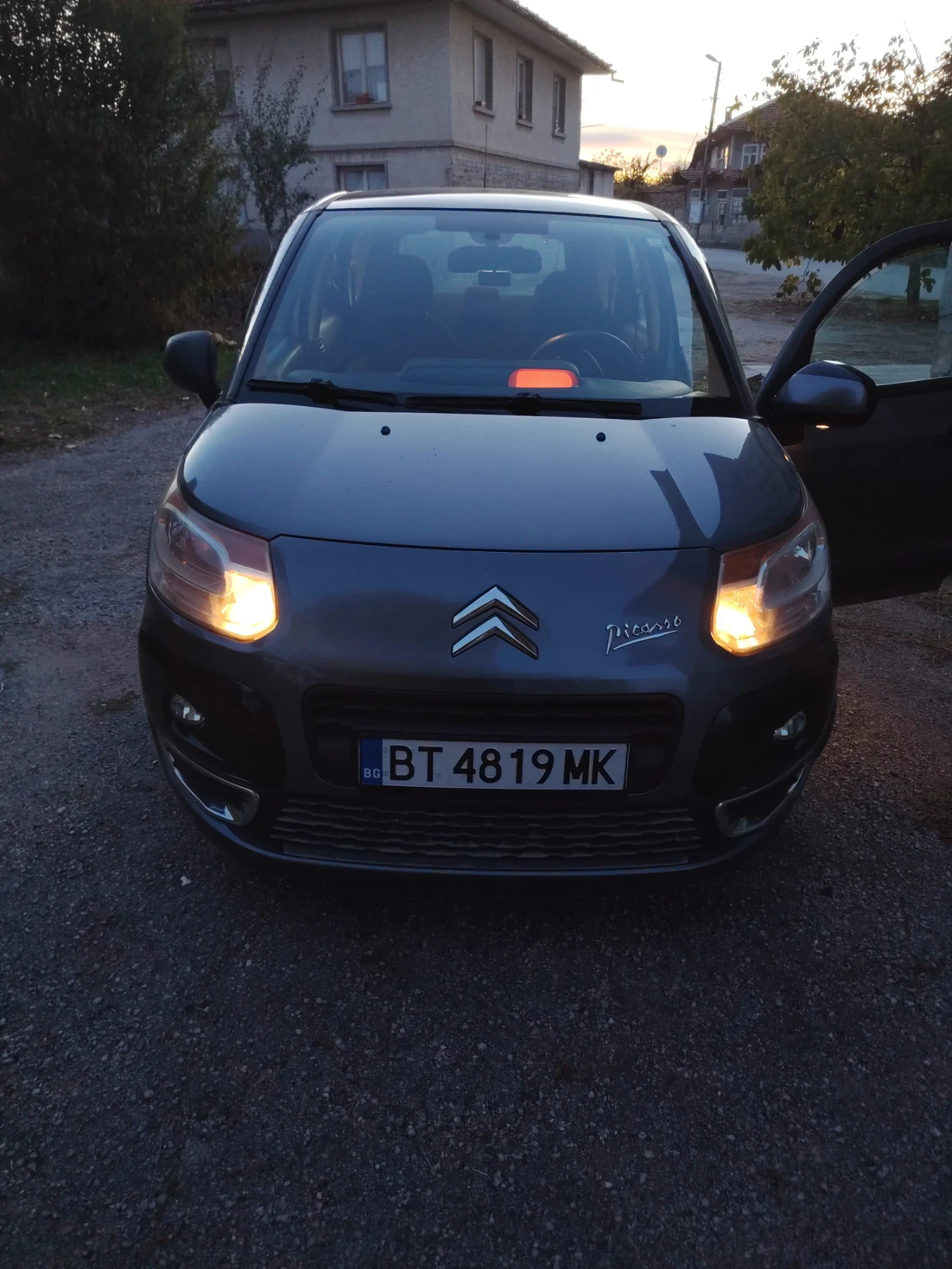 Citroen C3 Picasso, снимка 11 - Автомобили и джипове - 56364463