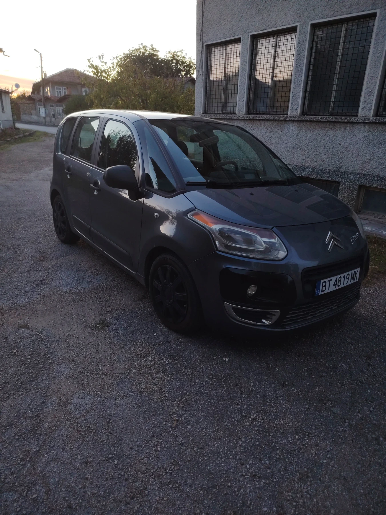 Citroen C3 Picasso, снимка 2 - Автомобили и джипове - 56364463