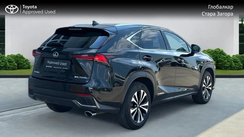 Lexus NX 300h F SPORT, снимка 6 - Автомобили и джипове - 47052169