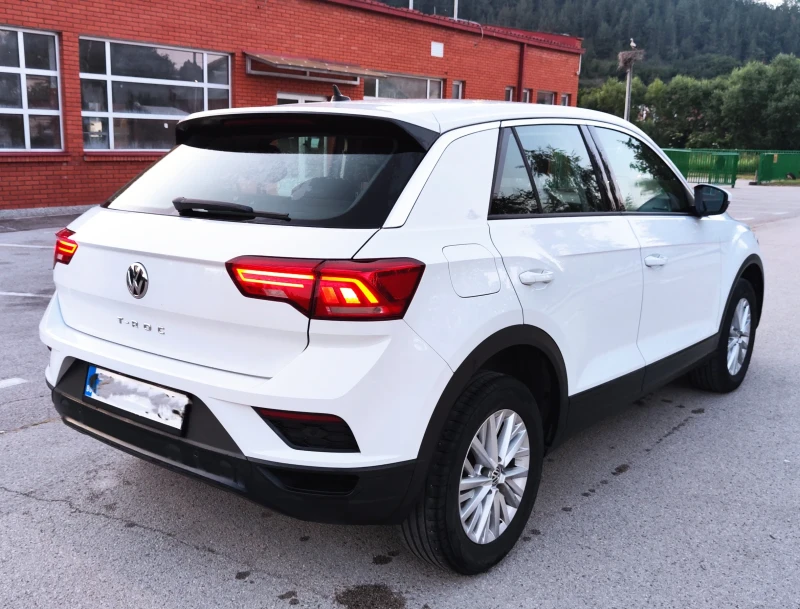 VW T-Roc 1.6 TDI, снимка 3 - Автомобили и джипове - 52357282