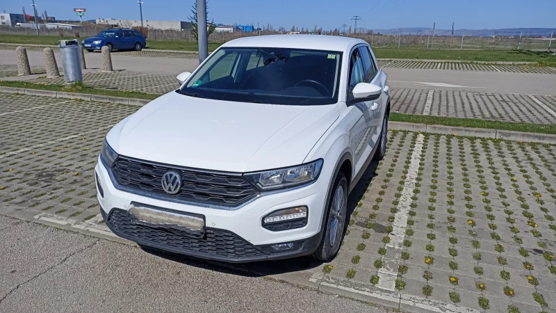 VW T-Roc 1.6 TDI, снимка 2 - Автомобили и джипове - 48964898