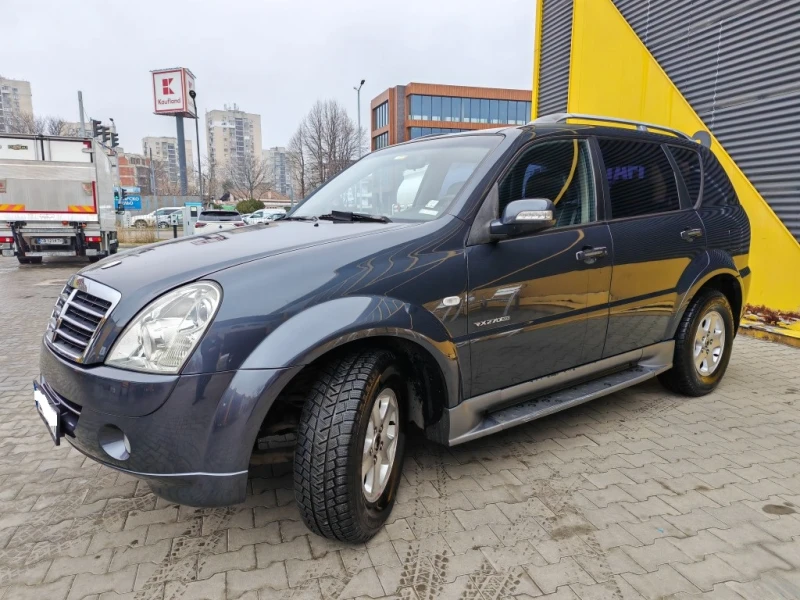 SsangYong Rexton 270 cdi MT, снимка 2 - Автомобили и джипове - 53151046