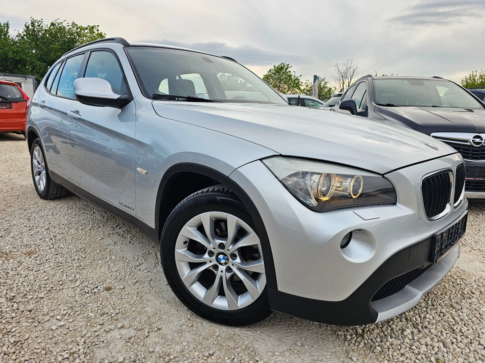 BMW X1 2.0D, 177к.с., xDrive  - изображение 3