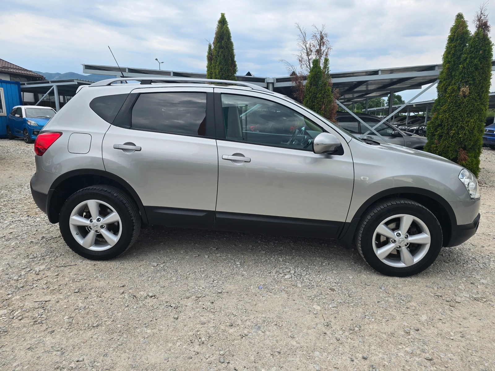 Nissan Qashqai 2.0 БЕНЗИН АВТОМАТИК  - изображение 6