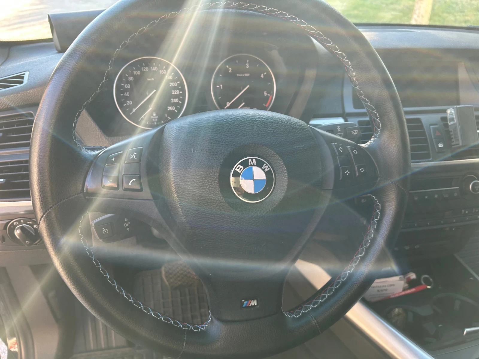 BMW X5  - изображение 9