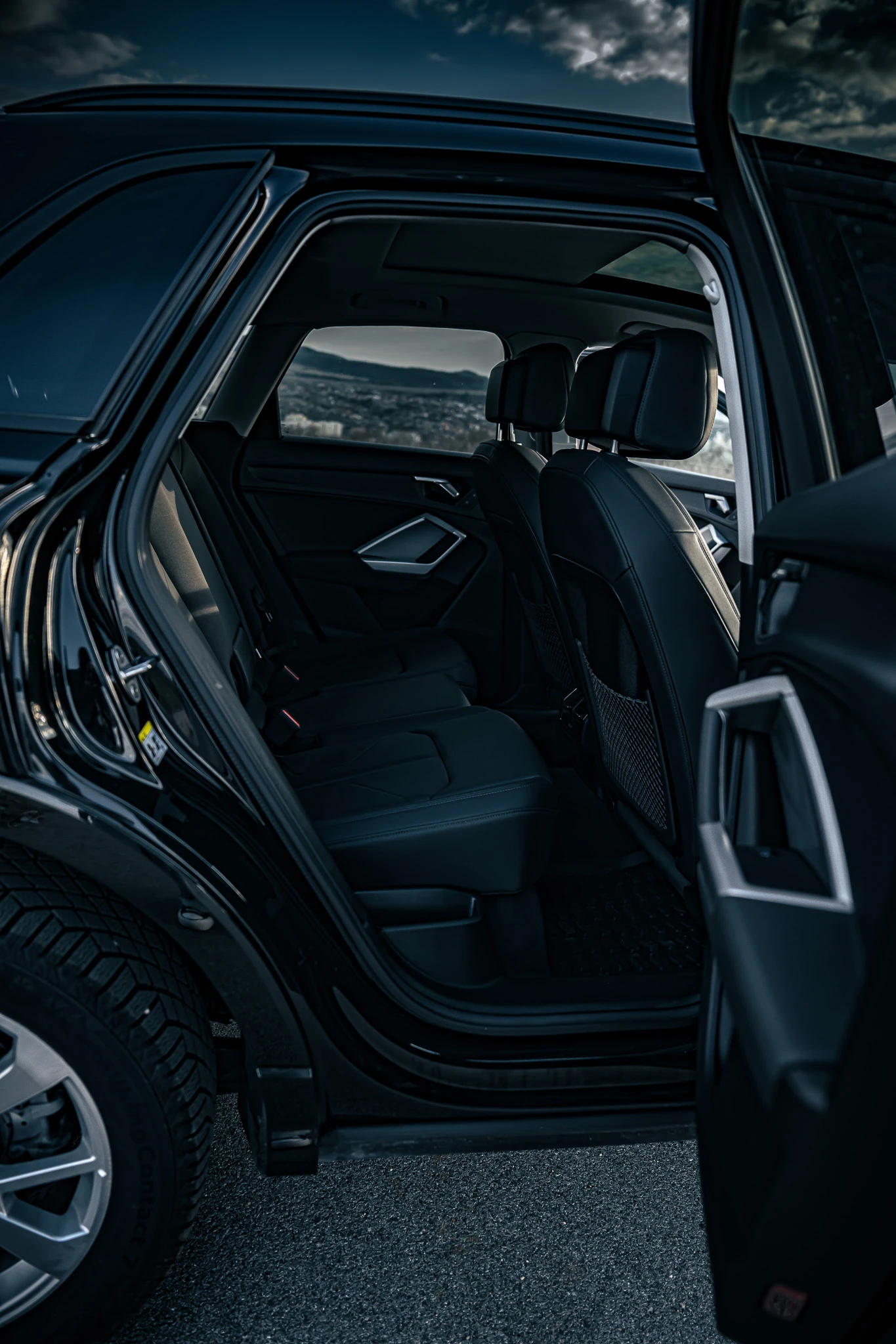 Audi Q3 2.0 TFSI QUATТRO S-LINE, снимка 17 - Автомобили и джипове - 54024857