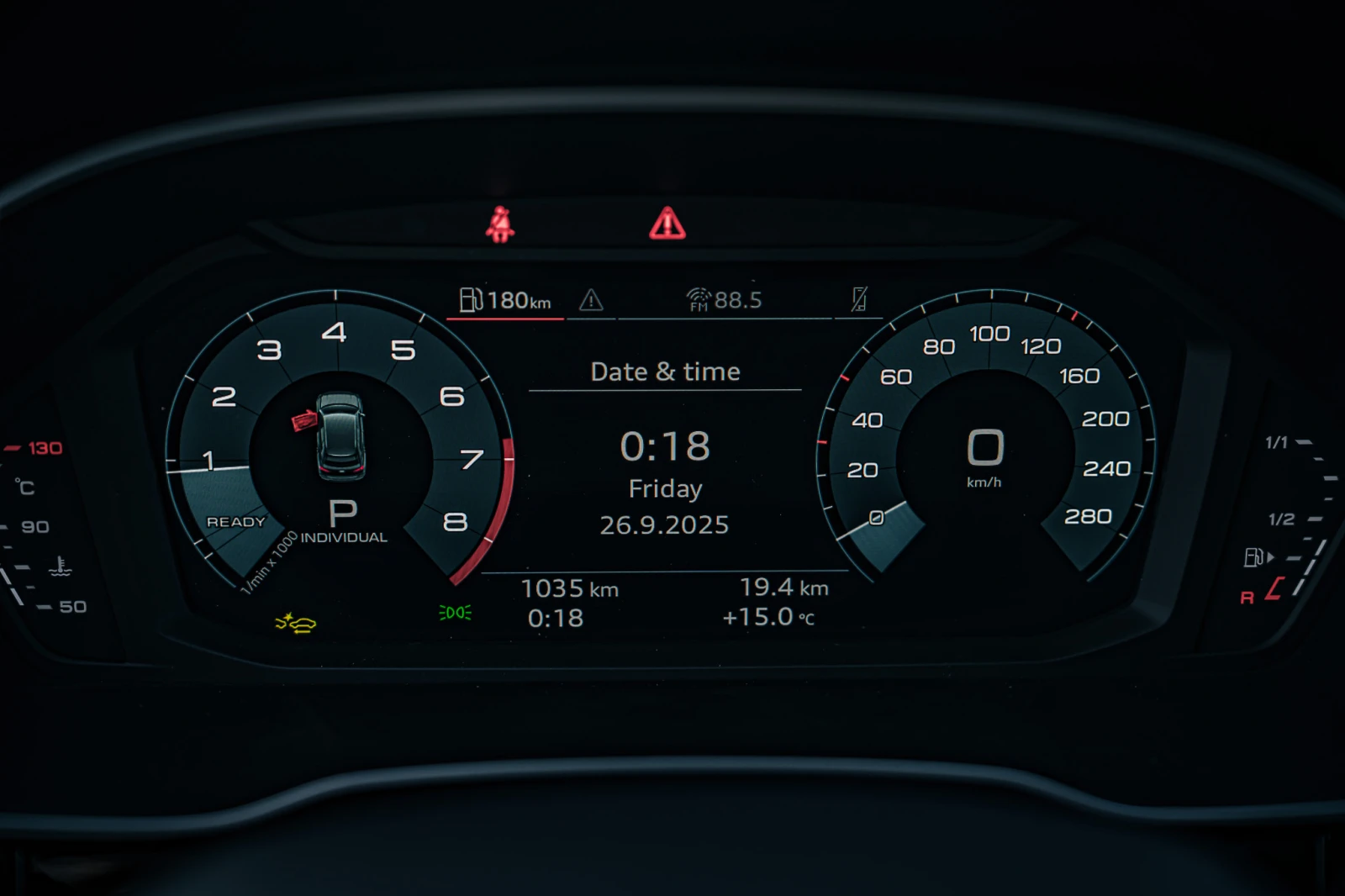 Audi Q3 2.0 TFSI QUATТRO S-LINE, снимка 15 - Автомобили и джипове - 54024857