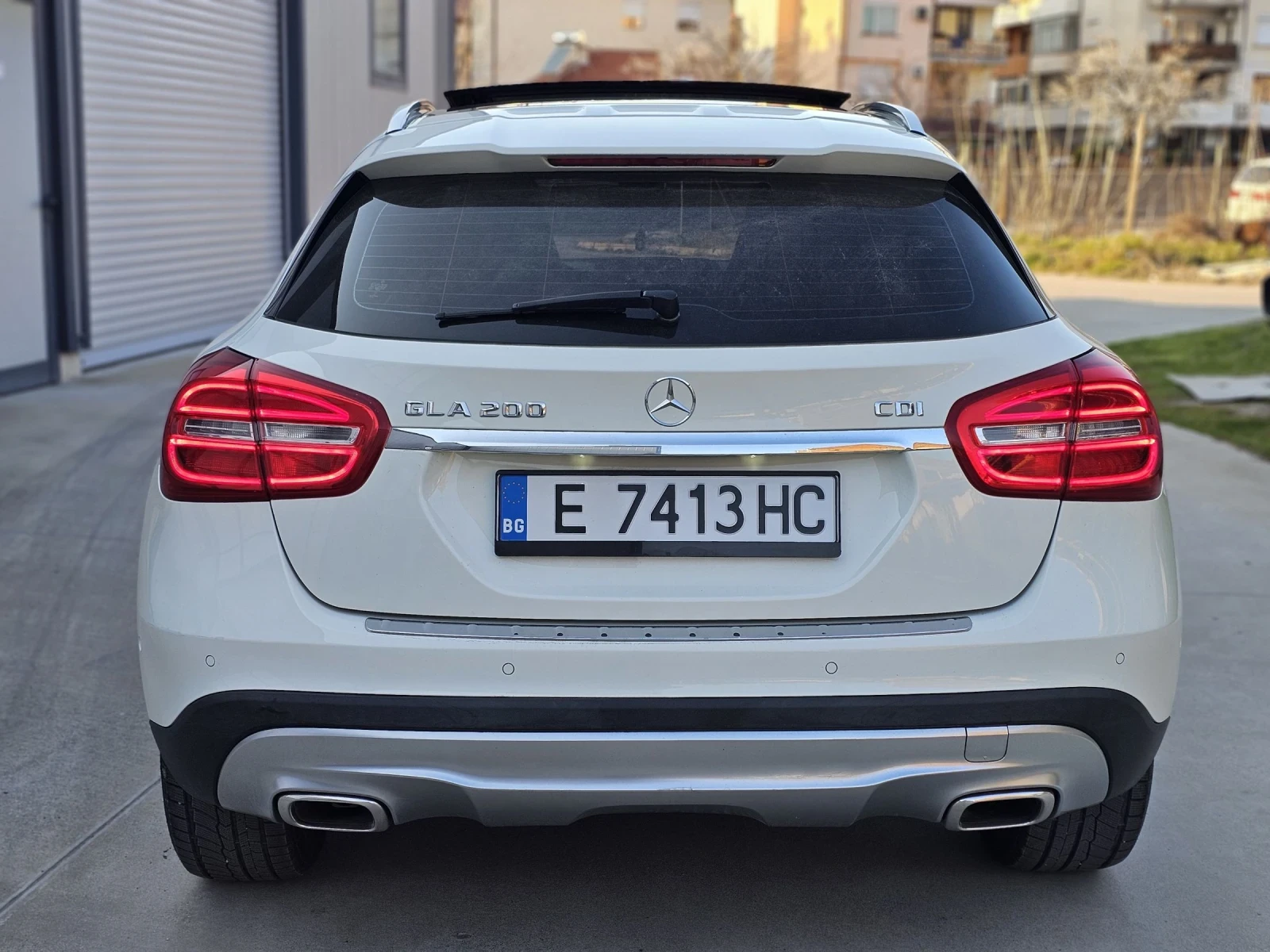 Mercedes-Benz GLA 200 2.2цди Панорама, снимка 6 - Автомобили и джипове - 53742104