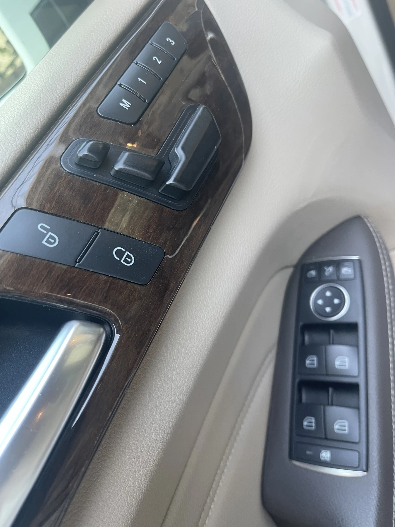 Mercedes-Benz ML 350 Bluetec, снимка 10 - Автомобили и джипове - 54013869