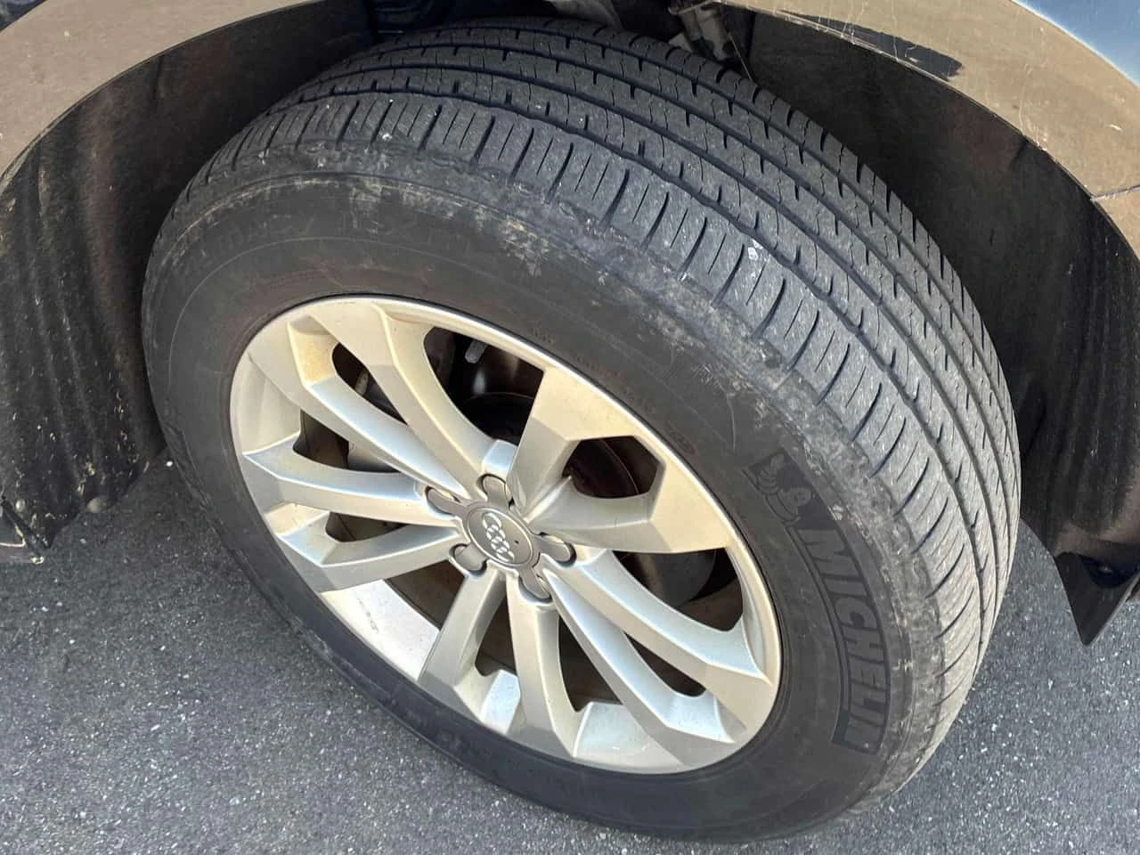 Audi Q5 * 2.0T Progressiv * CARFAX * БЕЗ ПЪРВОНАЧАЛНА ВНОС, снимка 7 - Автомобили и джипове - 54309254